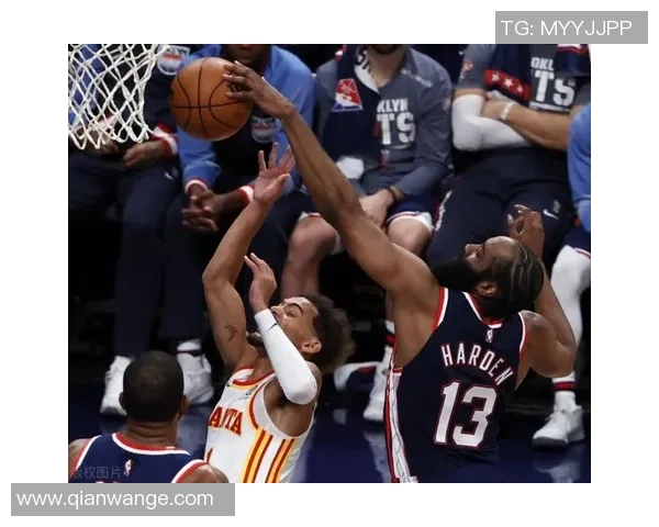 篮网与老鹰激战首节精彩瞬间回顾与分析